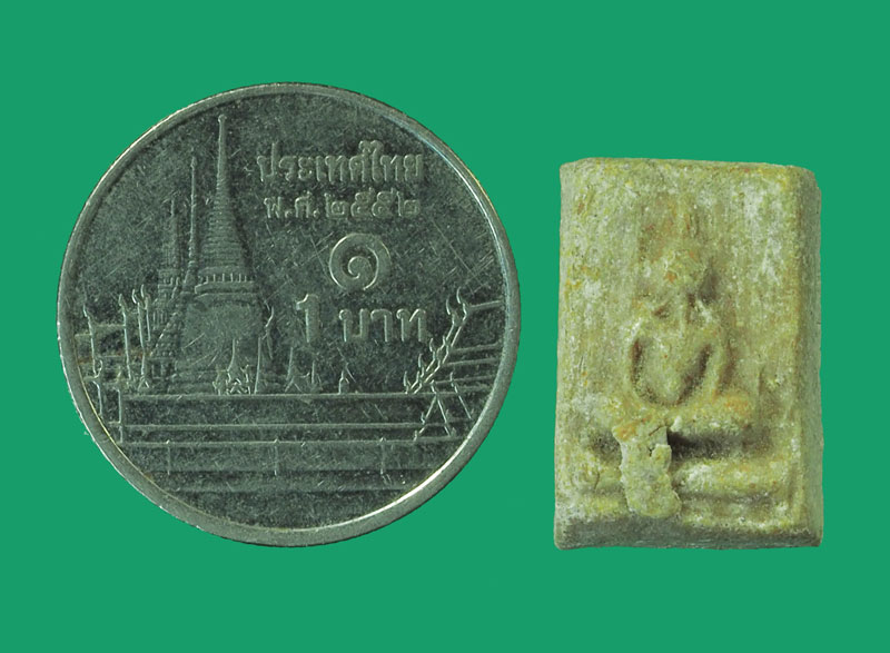 *32983 พระปางสมาธิเนื้อผงน้ำมัน เก่าไม่ทราบที่และปีสร้าง 9