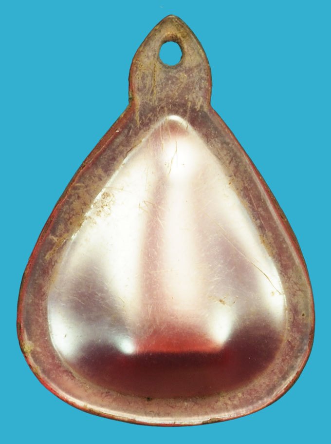 *37381 นางกวัก เนื้อตะกั่วชุบทอง หลวงปู่ทิม วัดระหารไร่ ระยอง เลี่ยมพลาสติกเดิมจากวัด 67