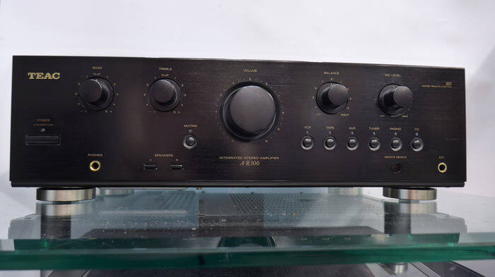TEAC A-R 300 ตัวโชว์สภาพ 70-80%