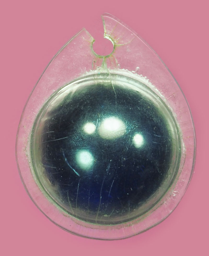 ขายแล้ว*38812 ลูกแก้วสารพัดนึก เลี่ยมพลาสติกเก่า หลายสิบปี 12