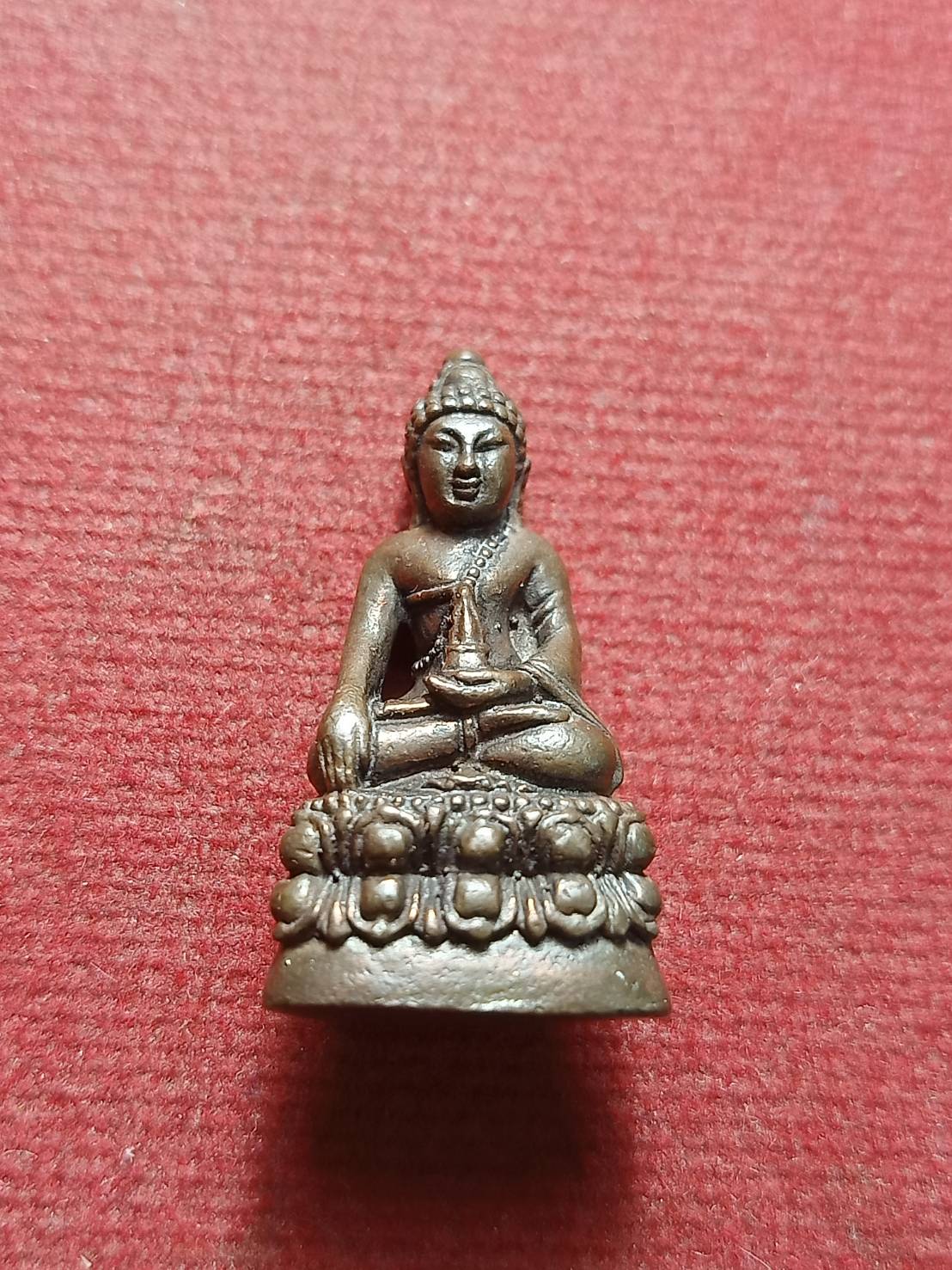 พระชัยวัฒน์ วัดสุทัศน์เทพวราราม กรุงเทพ ปี 2551 พร้อมกล่อง (SKU-12902)