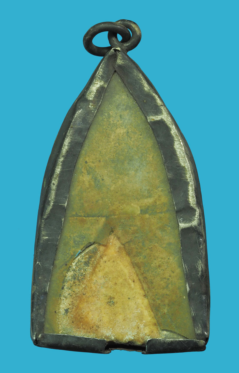 ขายแล้ว*33090 พระขุนแผนเนื้อผงน้ำมัน เลี่ยมเงินเก่า สภาพหักไม่ได้ซ่อม 9