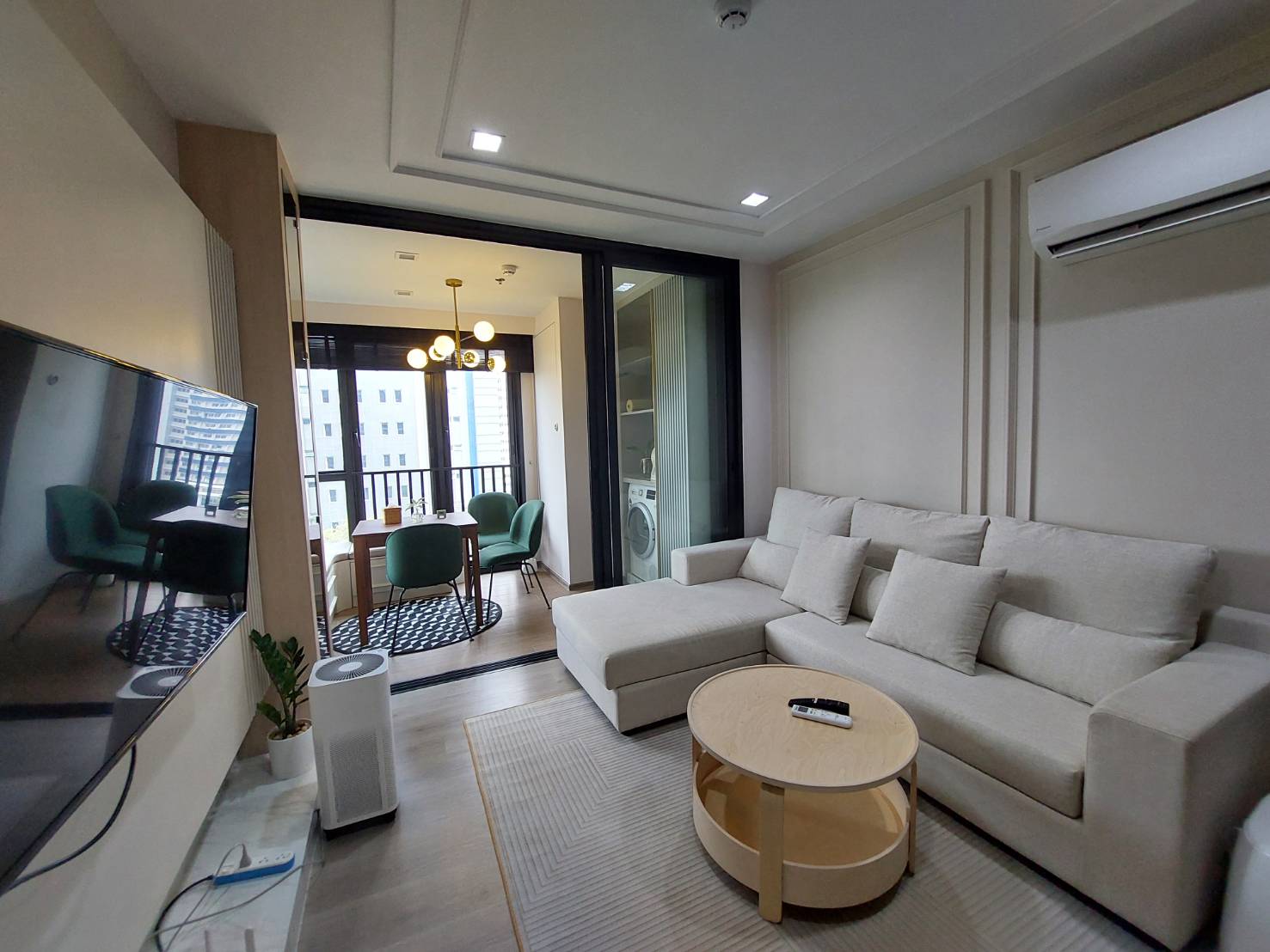 ให้ขาย (For Sale) คอนโด : เดอะ ไลน์ พหลโยธิน อาคาร B (The Line Phahonyothin Park B) ประเภท : 2 ห้องนอน 2 ห้องน้ำ พื้นที่ : 65ตรม.