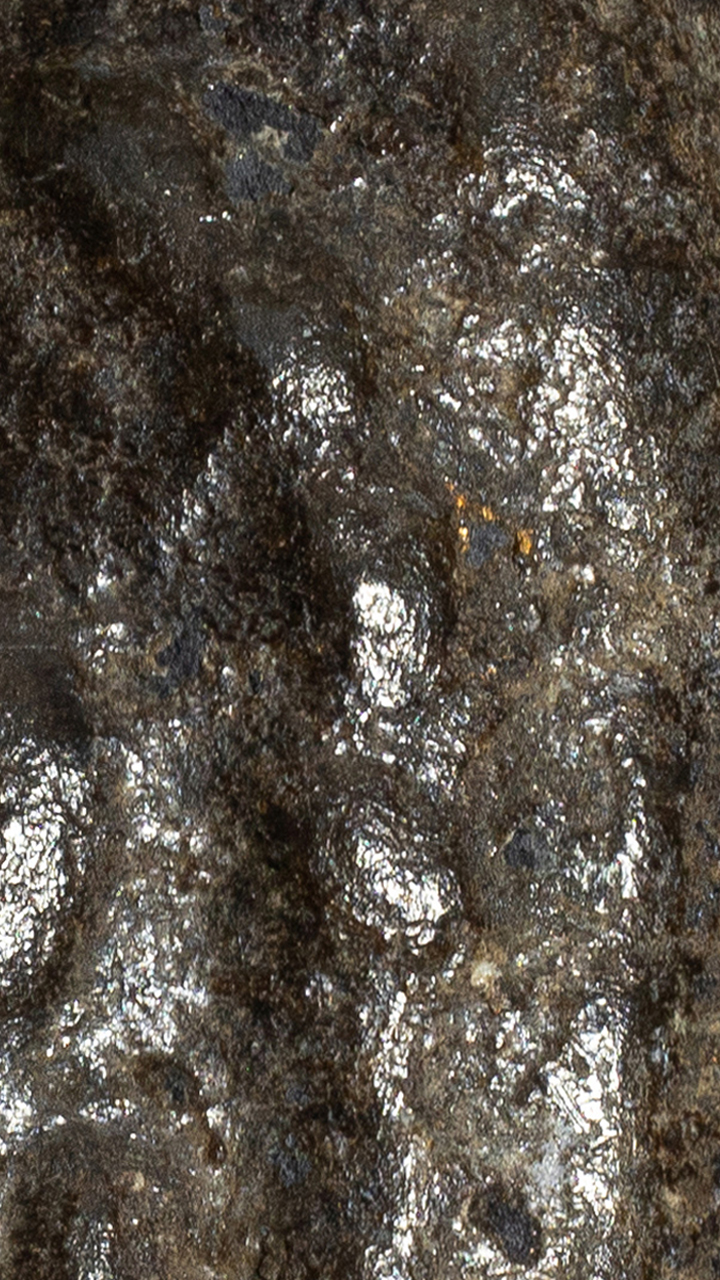 พระพิมพ์เศียรโล้น สองหน้าเนื้อชิน หลวงพ่อเนียม วัดน้อย สุพรรณบุรี