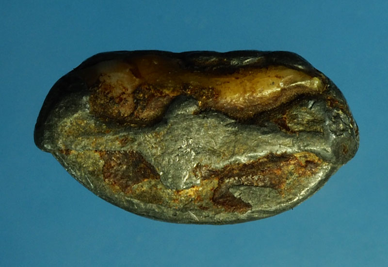 *30124 พระพุทธหล่อวัดเขี้ยว หลวงพ่อดำ วัดกุฏี ปราจีนบุรี เนื้อชินตะกั่วลงบอรนซ์ 48