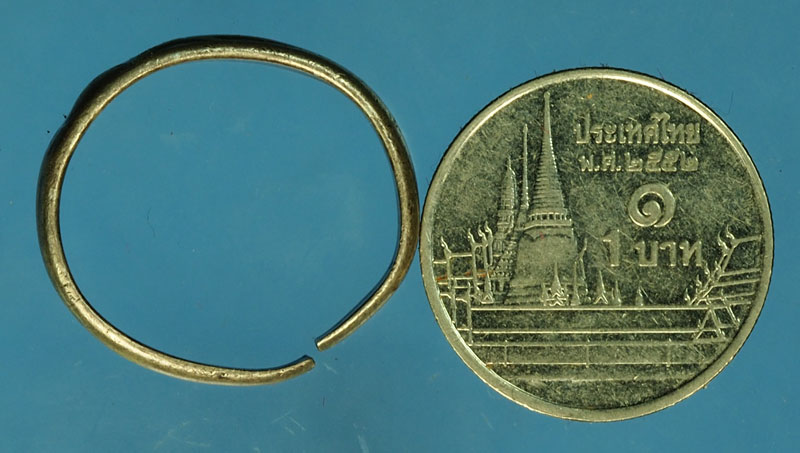 *28022 แหวนพระพุทธโสธร เนื้อเงิน เก่า ไม่ทราบปี สภาพใช้ 25