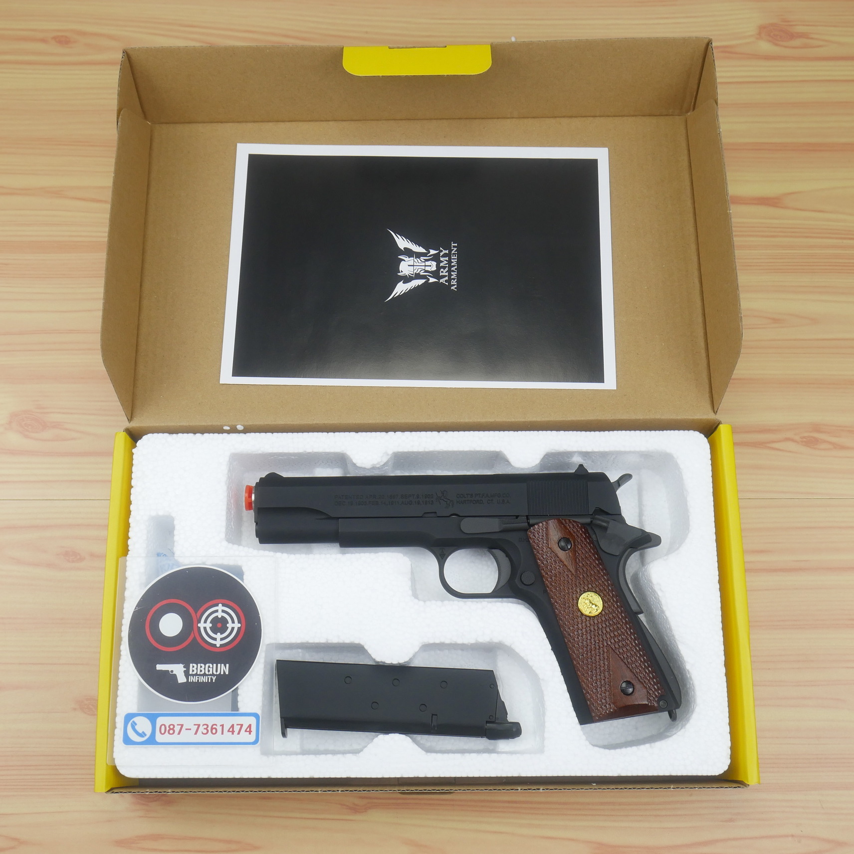 บีบีกันอัดแก๊ส Army Armament R31 Colt M1911A1 สีดำ ด้ามไม้แท้ BB GUN