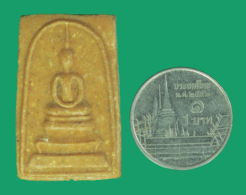 *33737 พระสมเด็จฐานสามชั้น เนื้อผงน้ำมัน ไม่ทราบที่ และปีสร้าง 3