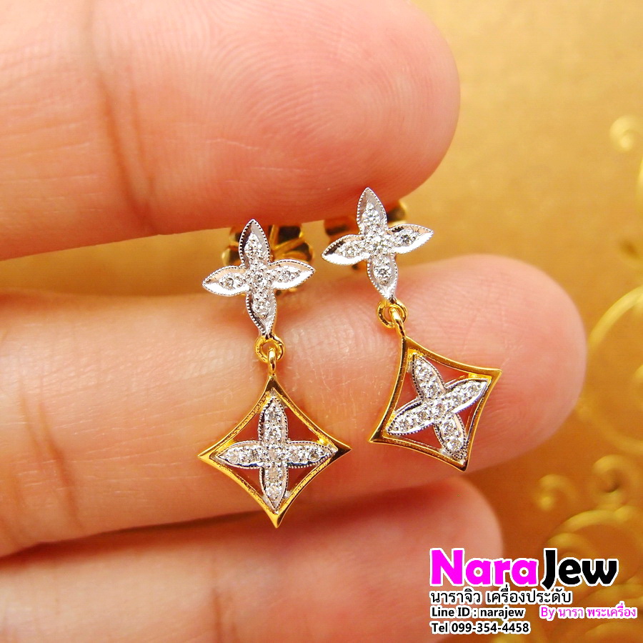 ต่างหูเพชร ตุ้งติ้งๆ แบบน่ารักๆ นน.เพชร 0.30 ct. หลุดจำนำ