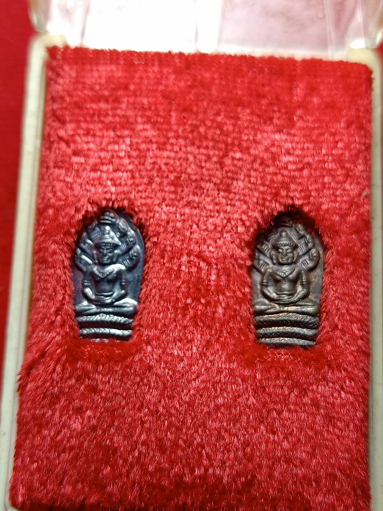 ชุดพระปรกมะชามมหาเศรษฐี เนื้อเงิน+นวะ วัดพนัญเชิงวรวิหาร จ.อยุธยา พร้อมกล่อง ปี 2538 (SKU-04792)