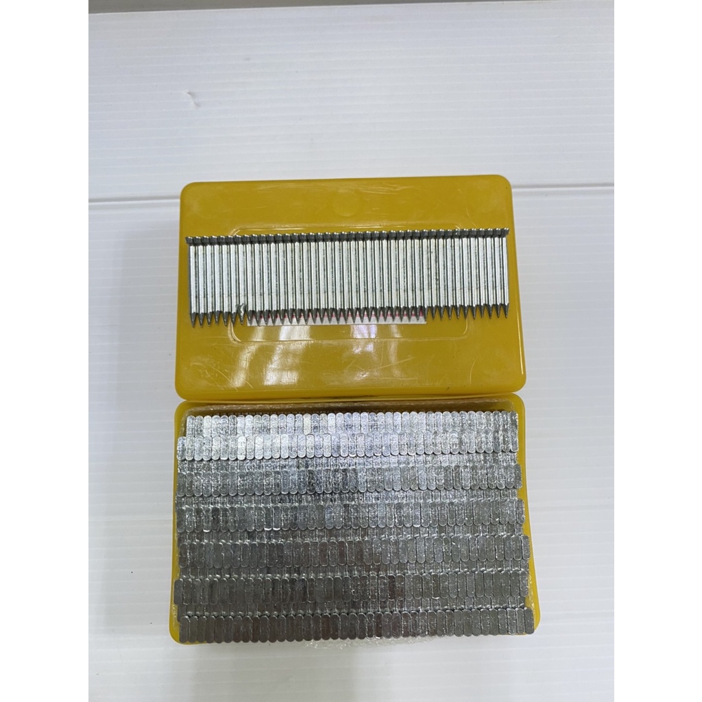 ลูกแม๊กซ์รุ่น ST (กล่องละ 1000 ตัว) ตะปู (ลูกแม็ค) ยิงคอนกรีต ST-18 - ST-64 ความยาว 18-64 มิล ขายส่งราคาถูกก!!