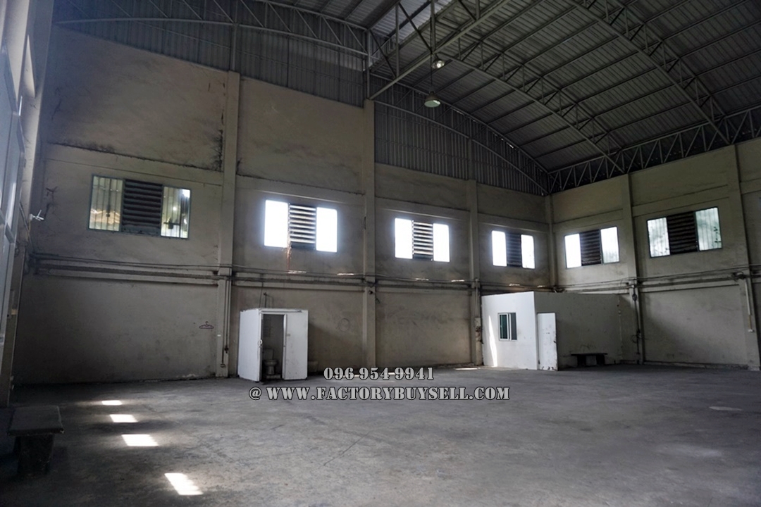 ขายสำนักงานและโกดัง ถนนเลี่ยงเมืองนนท์ ใกล้รถไฟฟ้า ใกล้สามแยก และ ตลาดอตก. 3