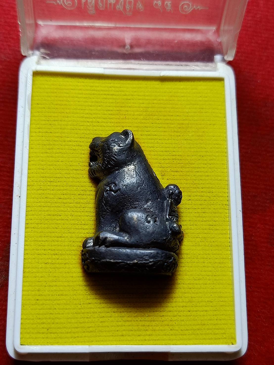 เสือแซยิด85 หลวงพ่อเพี้ยน วัดเกริ่นกฐิน จ.ลพบุรี ปี 2555 พร้อมกล่อง (SKU-06237)