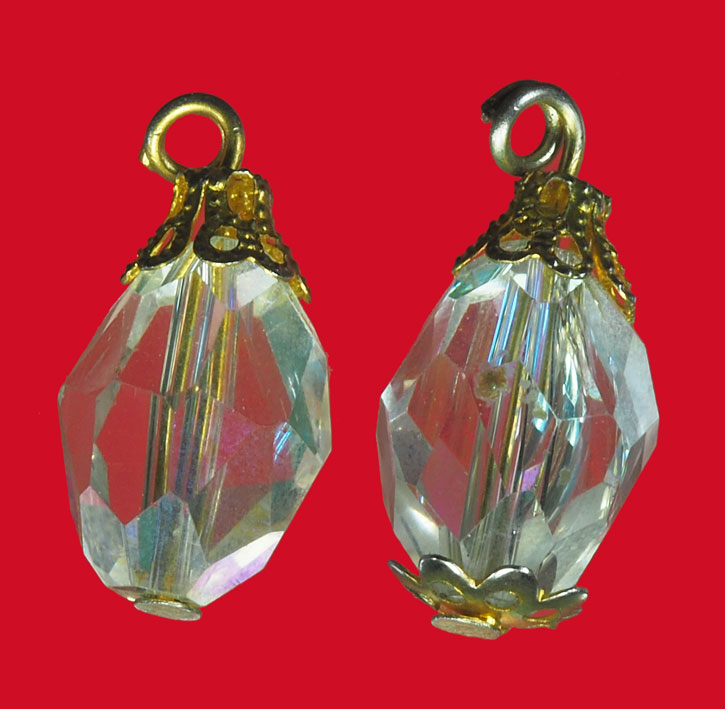 *33184 ลูกแก้วสารพัดนึก ไม่ทราบอาจารย์ จำนวน ๒ องค์ 12