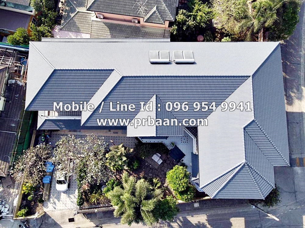 House for sale, Sammakorn Village, Ramkhamhaeng 110,112, land 216.2 square wah, building 700 sq m, behind the edge, beautiful house next to the lake 55 rai, open courtyard 3.7 rai, next to the garden 1.74 rai, Orange Line MRT Sammakorn Bang Kapi Station G