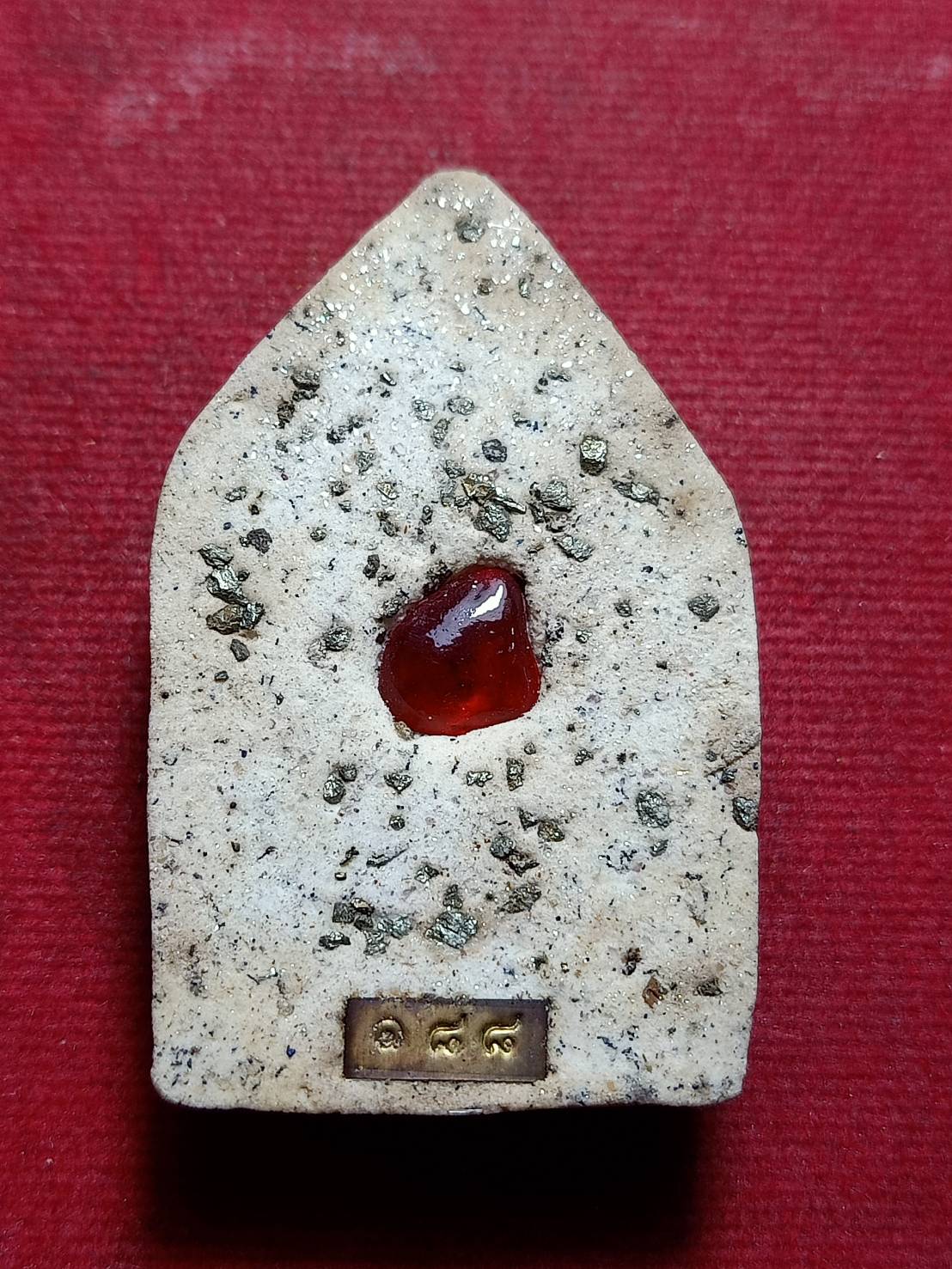 พระขุนแผนแร่กายสิทธิ์ฝังพลอย หลวงปู่มหาศิลา สิริจันโท สวนสงฆ์แกเป๊ะ จ.กาฬสินธุ์ (SKU-11647)