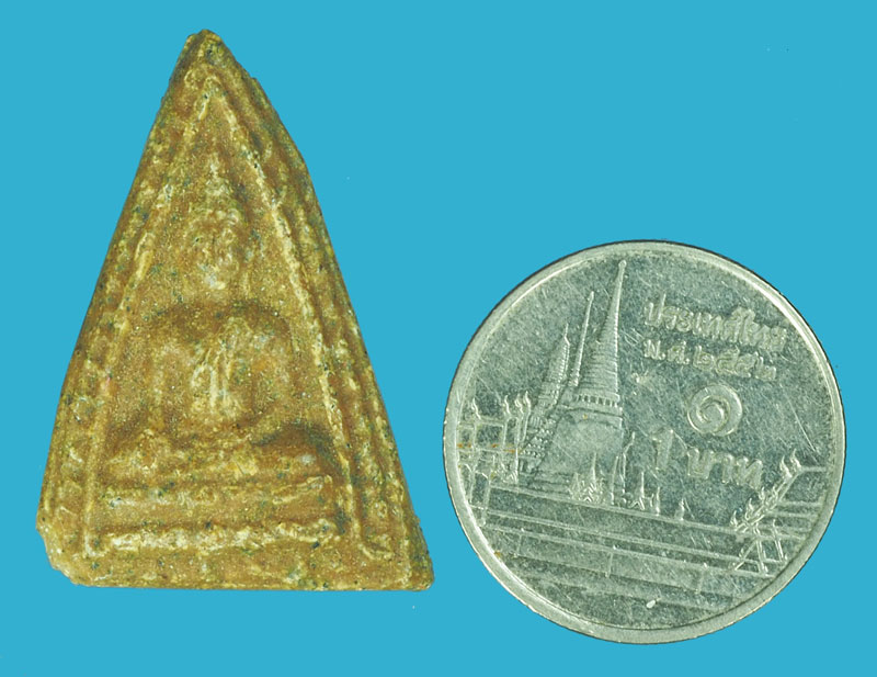 *38331 พระนางข้างเม็ด หลวงพ่อกวย วัดโฆษิตราราม ชัยนาท เนื้อผงน้ำมัน 27