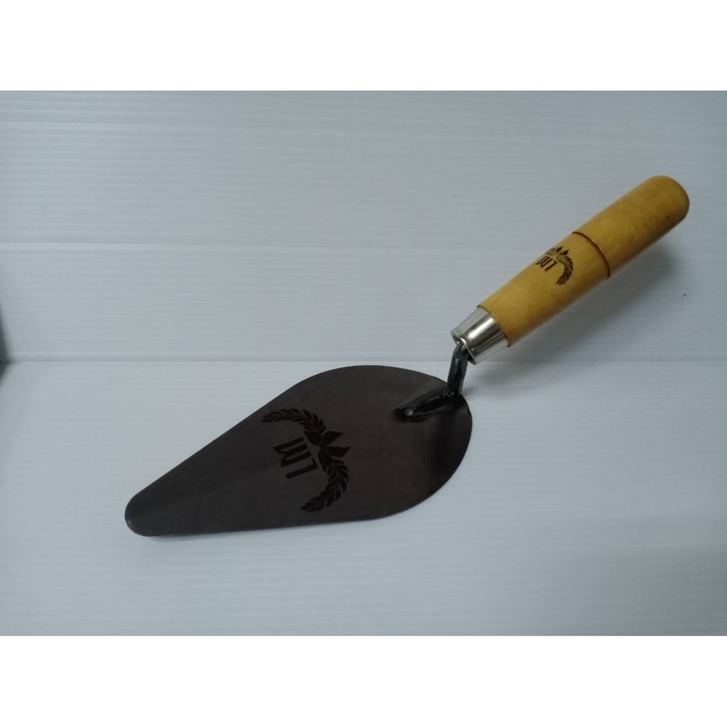 เกรียงแหลมก่ออิฐ ขายส่ง ยกโหล ถูก ด้ามไม้ ตรา LAMY (กล่องละ 1 โหล ราคารวมแวท) ฉาบปูน ฉาบฝ้า {รหัสสินค้า0500106302}
