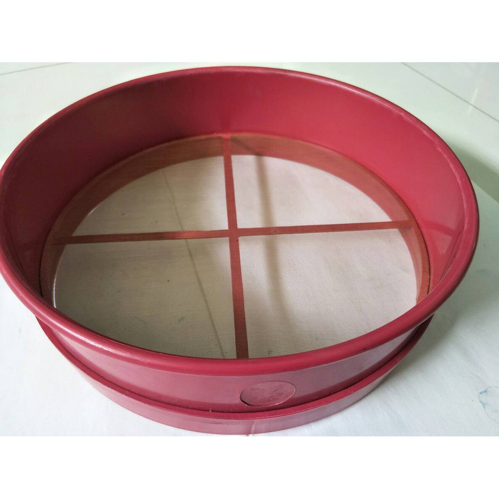 ตะแกรงร่อนแป้ง PVC ขอบทองเหลือง ตรานกอินทรี (ราคารวมแวท) ที่ร่อน กระชอนกรอง กระชอนร่อนแป้ง กระชอนตาถี่ ที่ร่อนแป้ง ตะแกรงตาถี่ (1 อัน)