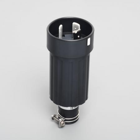 31022R AMERICAN DENKI 3-Pole 3-Wire 100A 250V Plug (Rubber Housing)