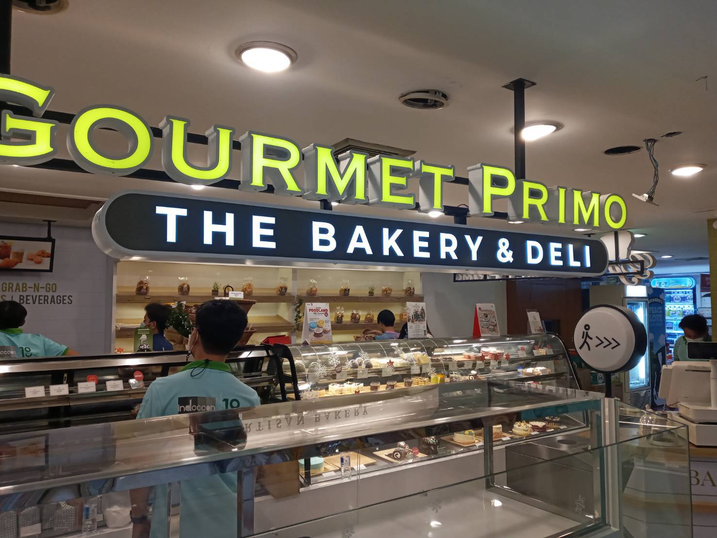 ป้ายอักษรไฟออกหน้า