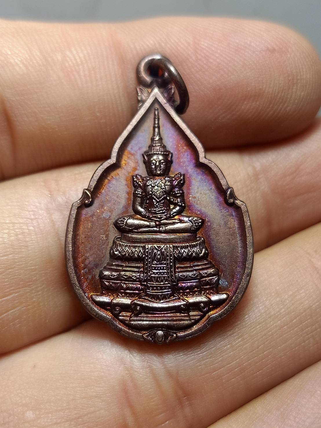 เหรียญที่ระลึกในพิธีเททองการจัดสร้างพระแก้วมรกต กรมสรรพสามิต พ.ศ.2539 (SKU-05787)