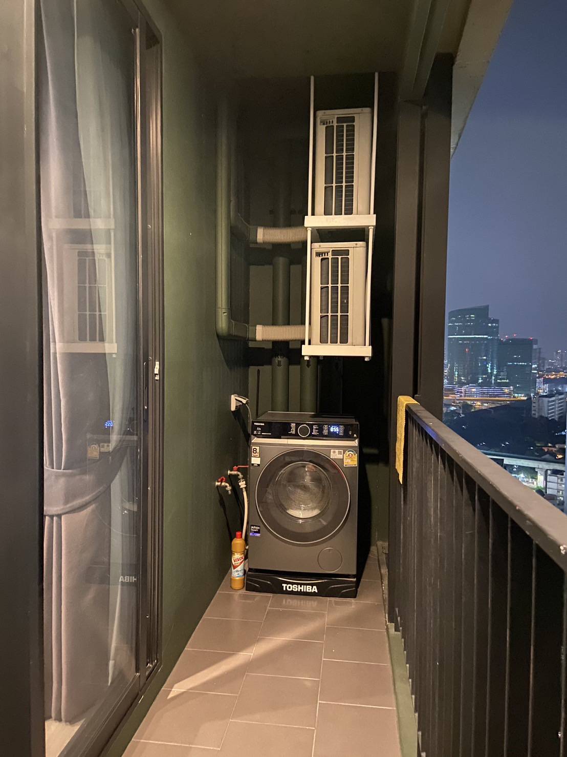 ห้องสวย ชั้น สูง วิวเทพ ให้เช่า (For Rent) คอนโด : เดอะ ไลน์ พหลโยธิน อาคาร B 1 ห้องนอน 1 ห้องน้ำ 37ตรม.