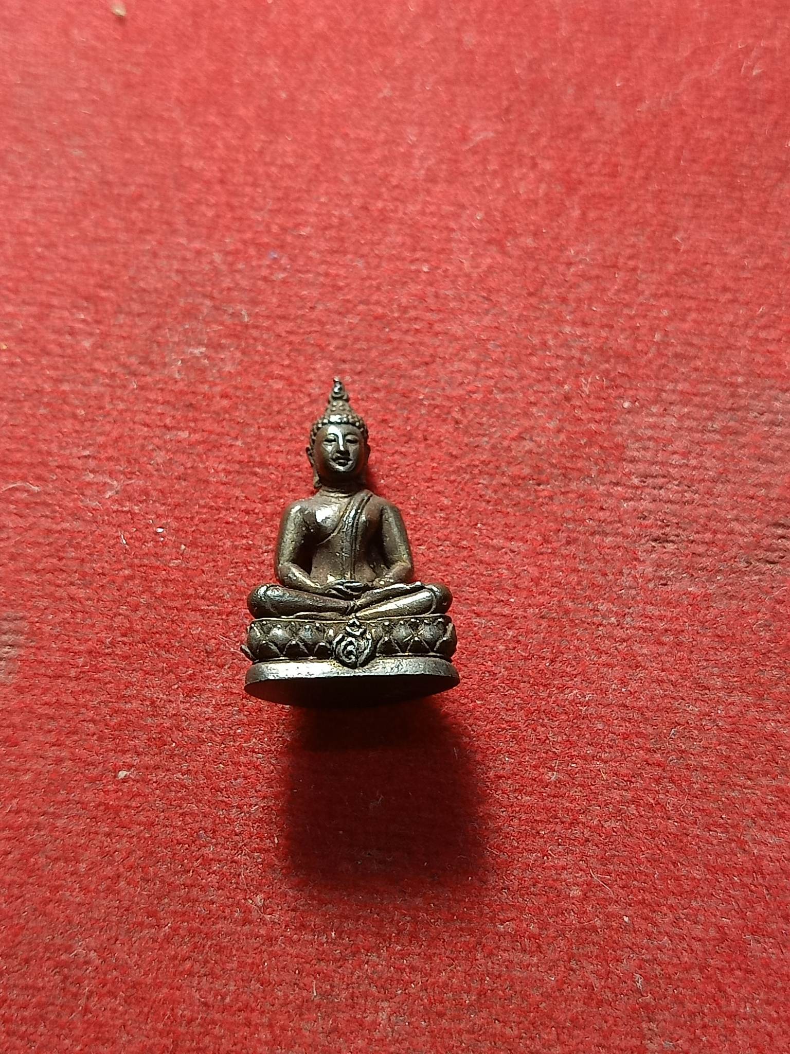 พระชัยวัฒน์ สมเด็จย่า ฉลองพระชนมายุ 90 พรรษา ปี 2533 พร้อมกล่อง (SKU-02010)