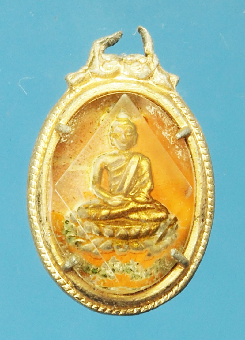 *29355 ล็อกเก็ตพระพุทธโสธร หลังพระประจำวัน ไม่ทราบปี 25