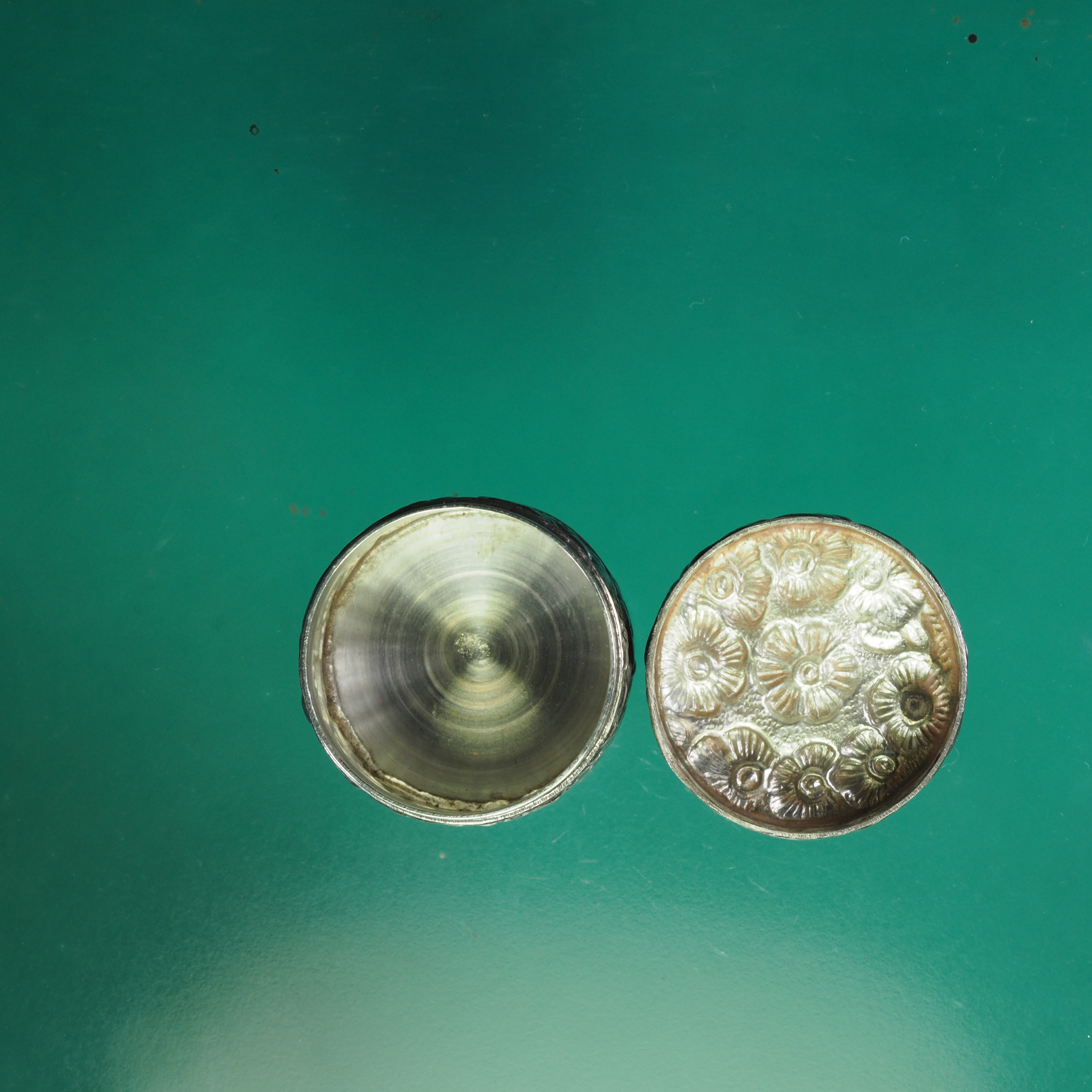 *31213 คลับสำหรับใส่สีผึ้ง ทำด้วยเนื้อเงิน 12