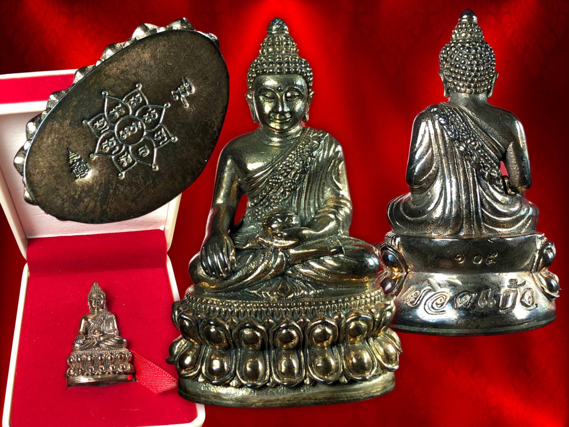พระกริ่งยอดแก้ว เนื้อนวะโลหะ วัดบวรนิเวศวิหาร ปี 2548 พร้อมกล่องเดิม องค์นี่หมายเลข NO.105 งามและหายากสุด ๆ