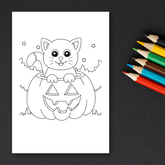 สมุดระบายสีฮาโลวีน Happy Halloween Coloring Book