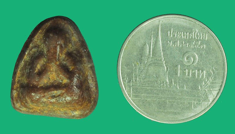 *39591 พระปิดตาเนื้อผงน้ำมัน ไม่ทราบที่และปีสร้าง 6