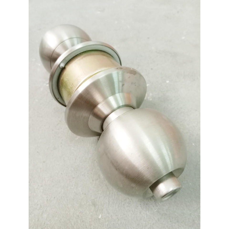 ลูกบิดประตู RMI # 3900 (ราคารวมแวท) ห้องน้ำ ลูกบิดแสตนเลส มีกุญแจ คุณภาพดี ทนทาน กันสนิม ติดตั้งง่าย {1905726706}