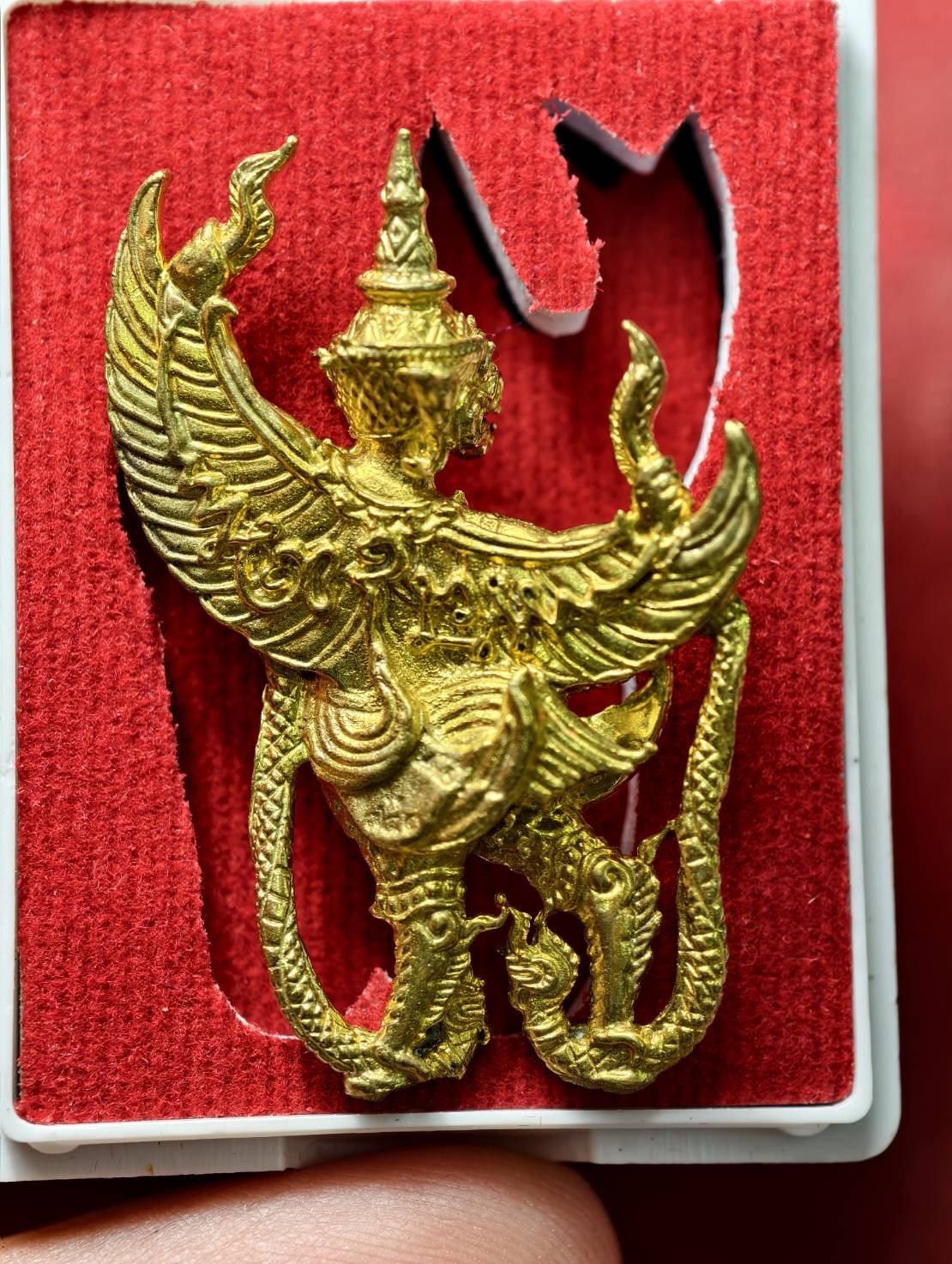 พญาครุฑเพชรมหาลาภ หลวงพ่อสุพจน์ วัดศรีทรงธรรม อ.บรรพตพิสัย จ.นครสวรรค์ พร้อมกล่อง (SKU-13457)