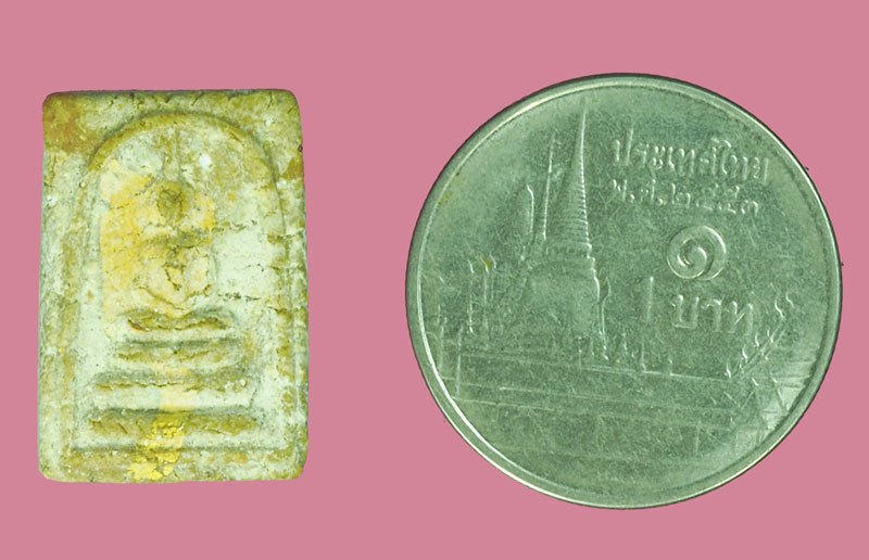 *39619 พระสมเด็จคะแนนแพพัน ลงทอง เนื้อผงน้ำมัน หายาก 82