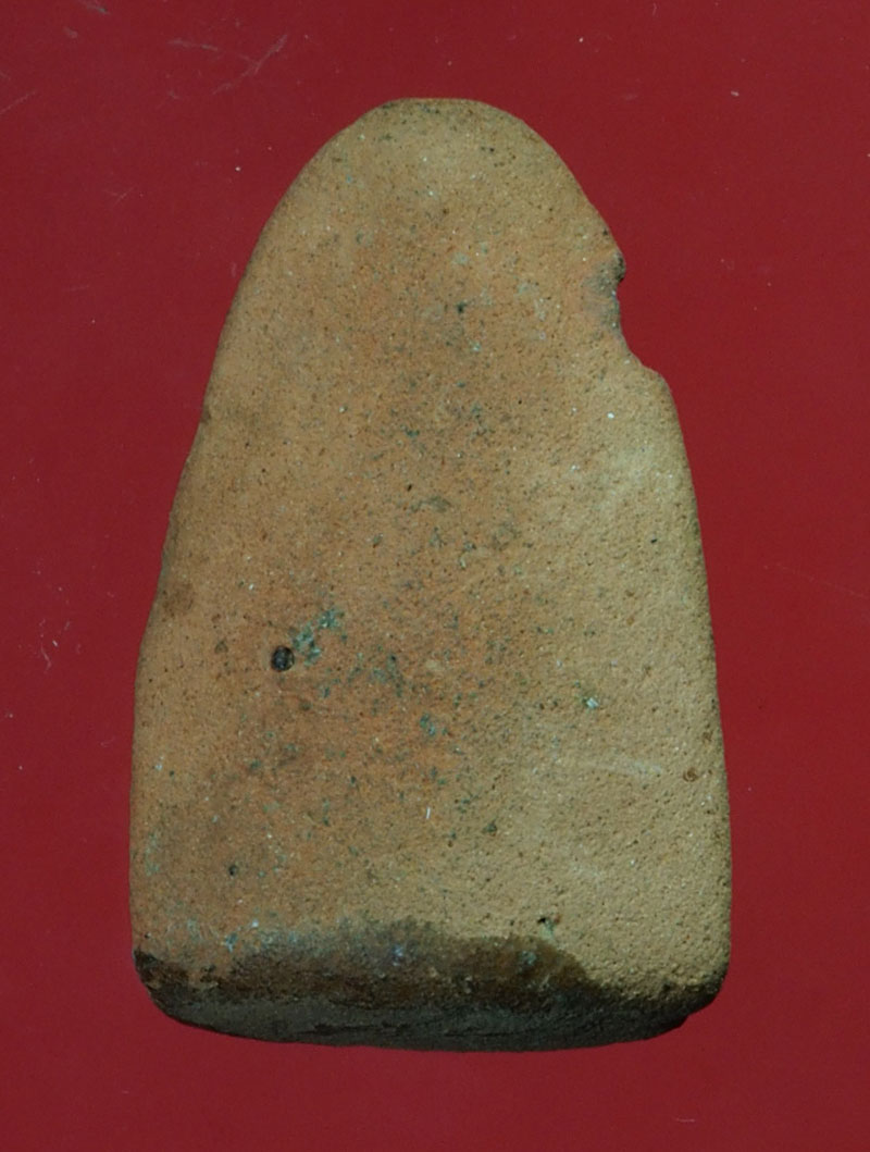 *29884 พระเนื้อดินพิมพ์ทรงลักษณะ วัดตะไกร ไม่ทราบกรุ เก่าพอมีอายุ 13