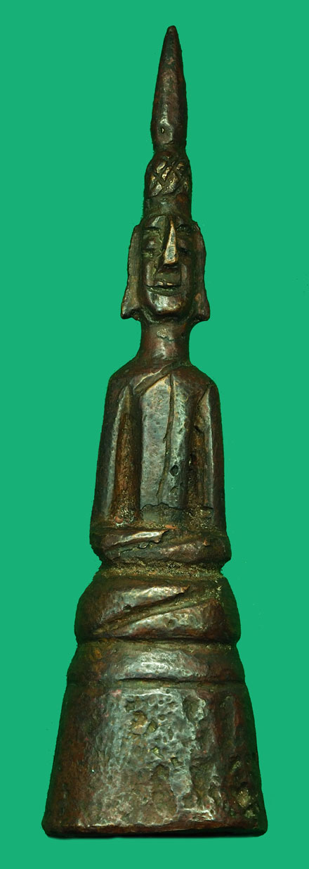 *36056 พระเชียงรุ้ง ศิลปล้านช้าง ขนาดความหน้าตักกว้าง 2 เซนติเมตร สูง 11 เซนติเมตร เนื้อสัมฤทธิ์ 2