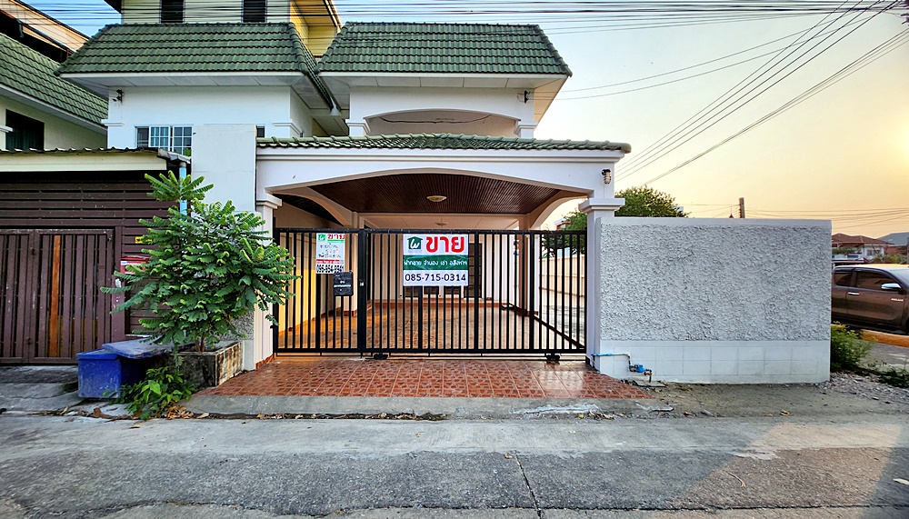 ขายบ้านหลังริม บางใหญ่ ซิตี้ พื้นที่รวม 52 ตร.ว. (ใกล้รถไฟฟ้าสายสีม่วงสถานีบางใหญ่) เสาธงหิน นนทบุรี