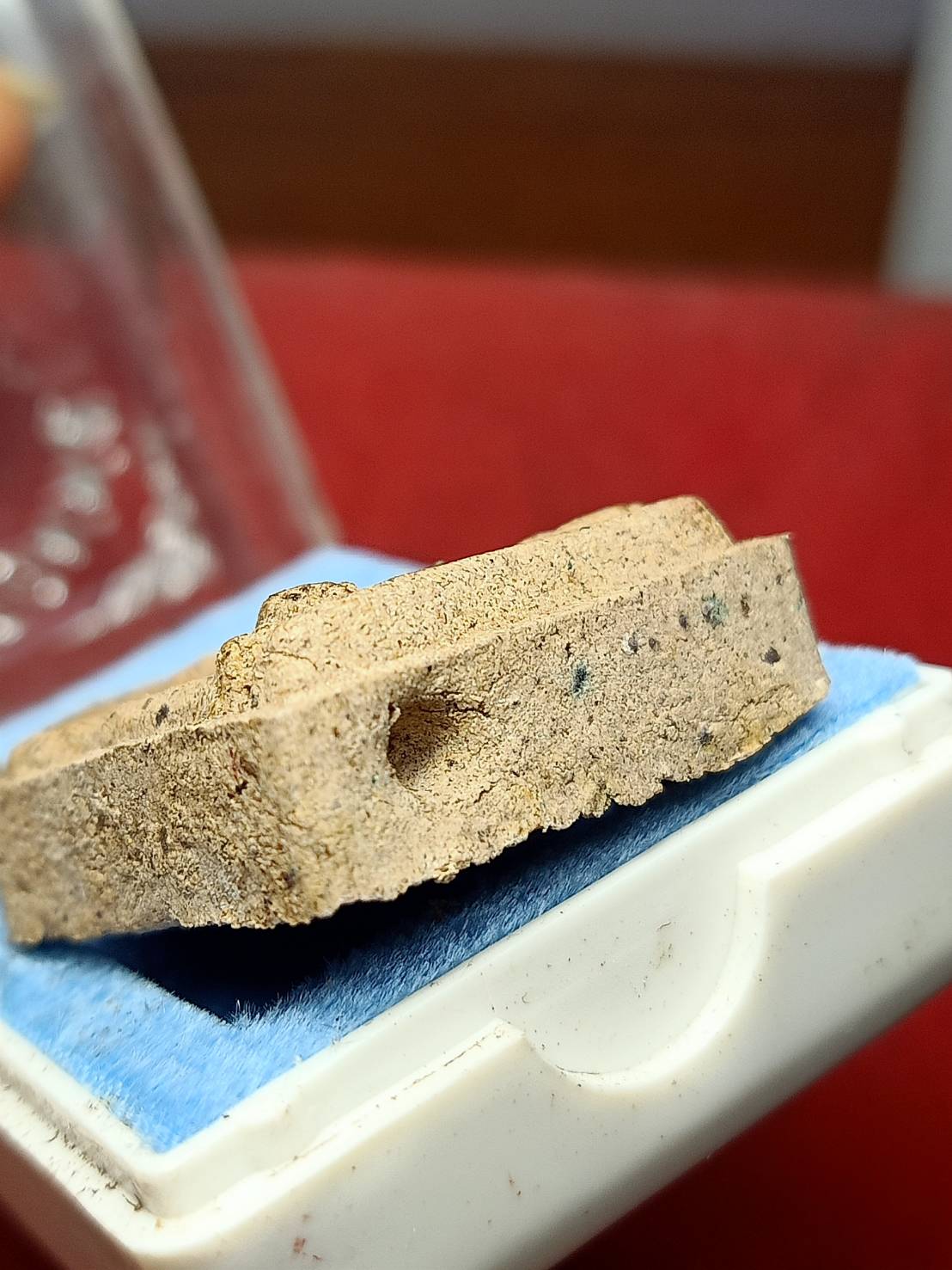 พระขุนแผนรวมพล หลวงปู่ชื่น วัดตาอี จ.บุรีรัมย์ ปี 2561 พร้อมกล่อง (SKU-07178)