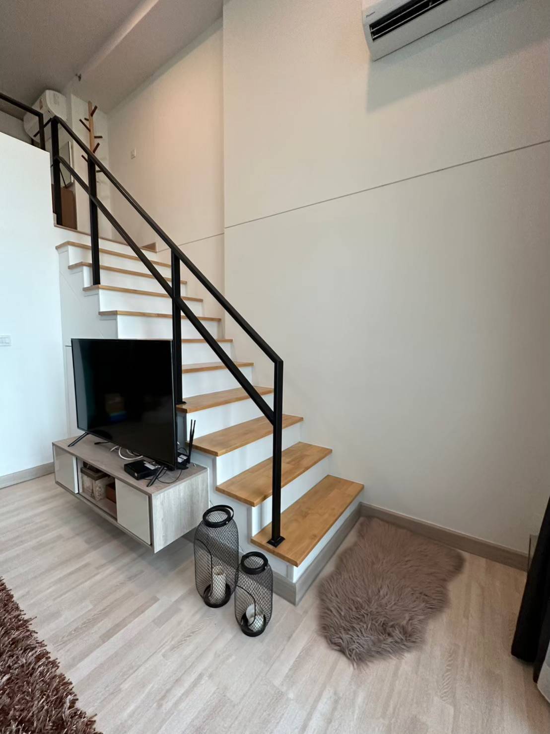 ขาย (For Sale) คอนโด : ไนท์บริดจ์ ติวานนท์ Knightsbridge Duplex Tiwanon ประเภท : 1 ห้องนอน 1 ห้องน้ำ พื้นที่ : 42 ตรม.