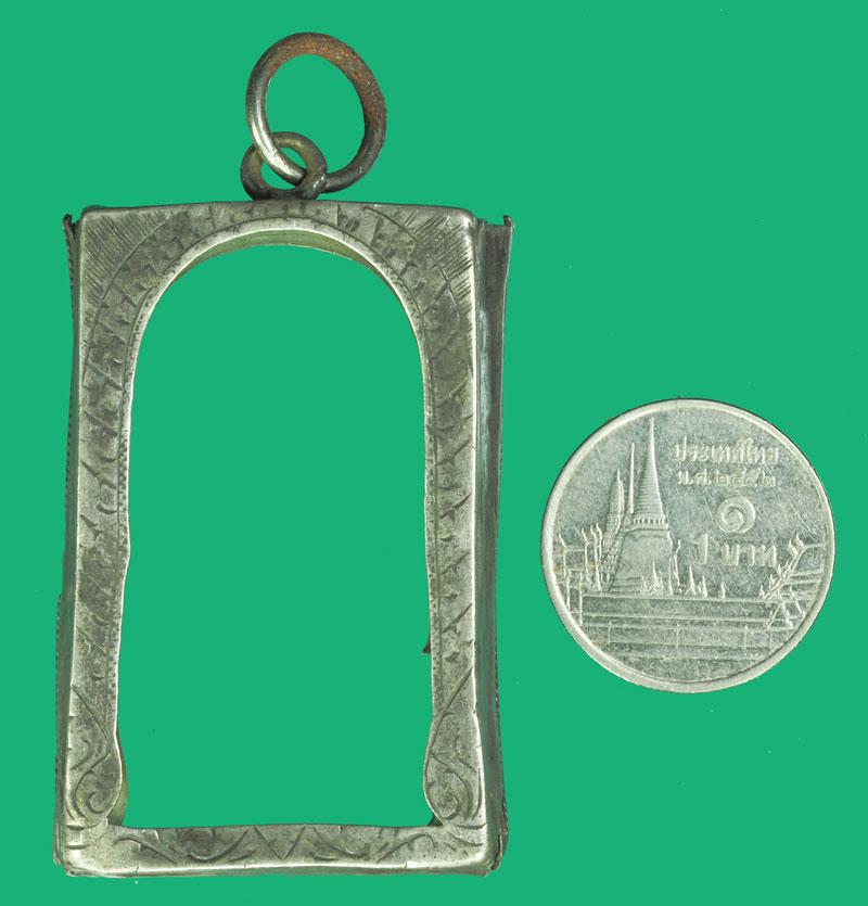 *38587 กรอบเงินเก่า ฝาปิดด้านหลังไม่มี เหมาะสำหรับใส่สมเด็จวัดระฆัง 17