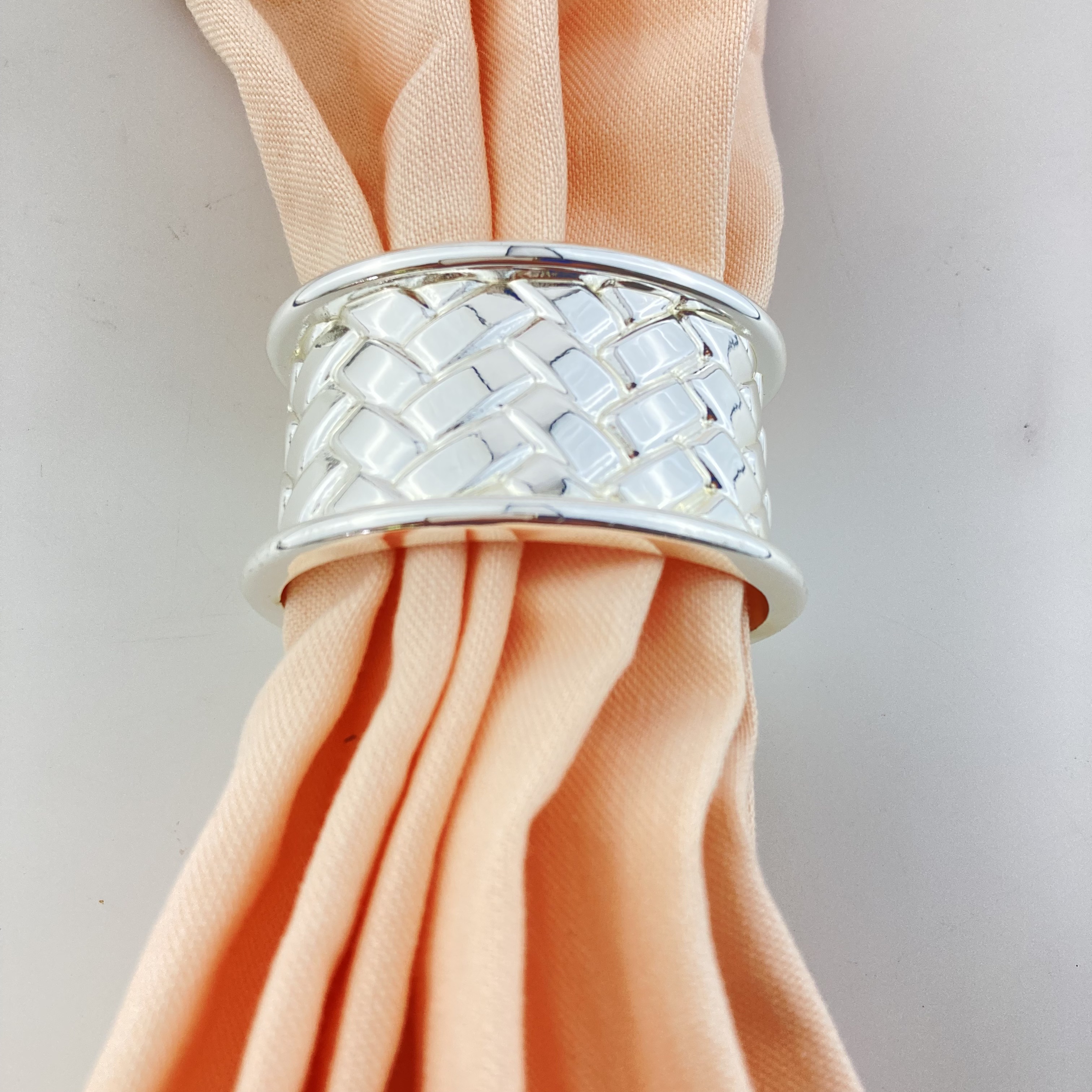 NR-25 ห่วงรัดผ้าเช็ดปาก