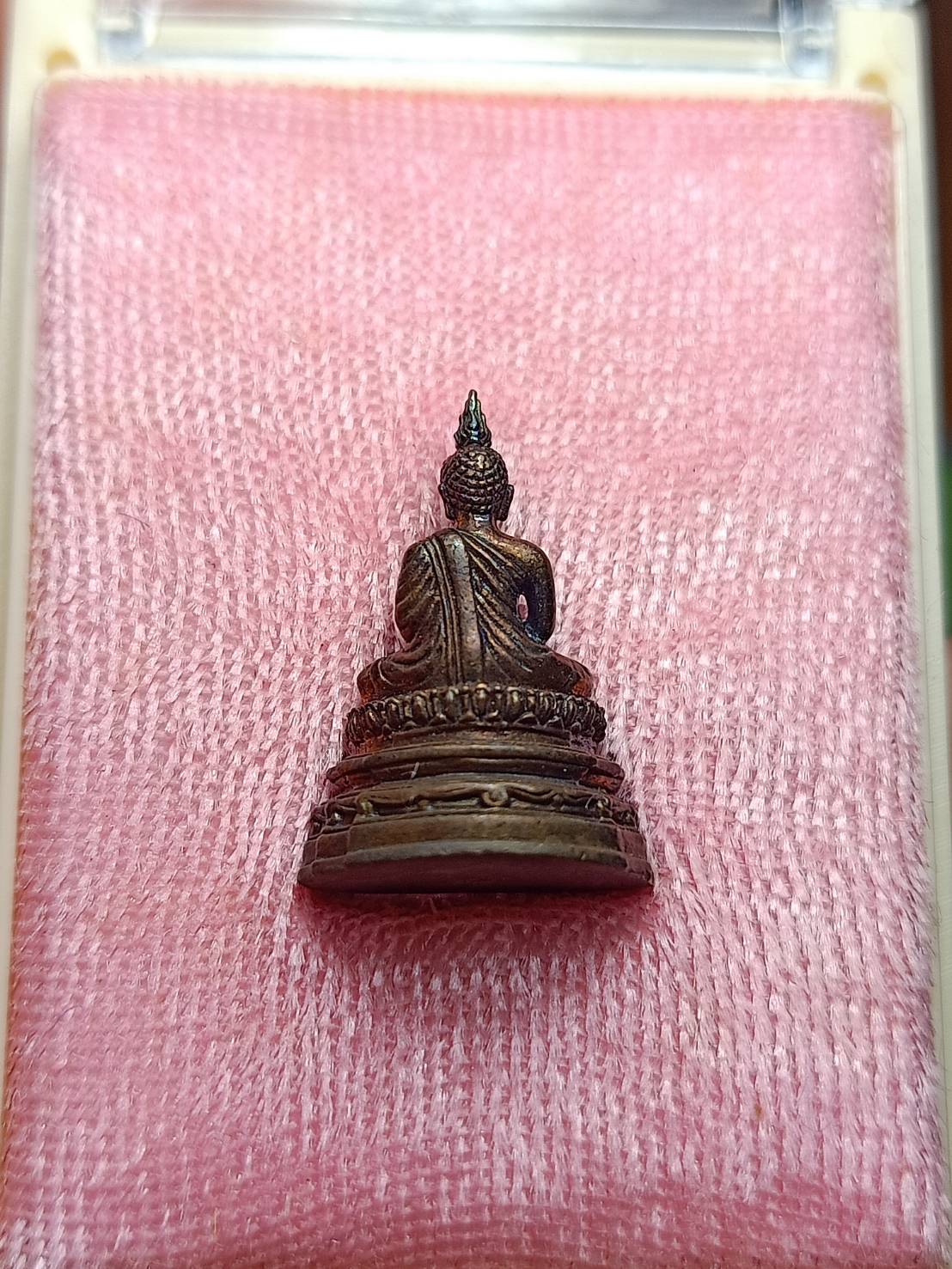 พระชัยวัฒน์พระพุทธอังคีรส วัดราชบพิธสถิตมหาสีมาราม กทม. ปี 2555 พร้อมกล่อง (SKU-07796)