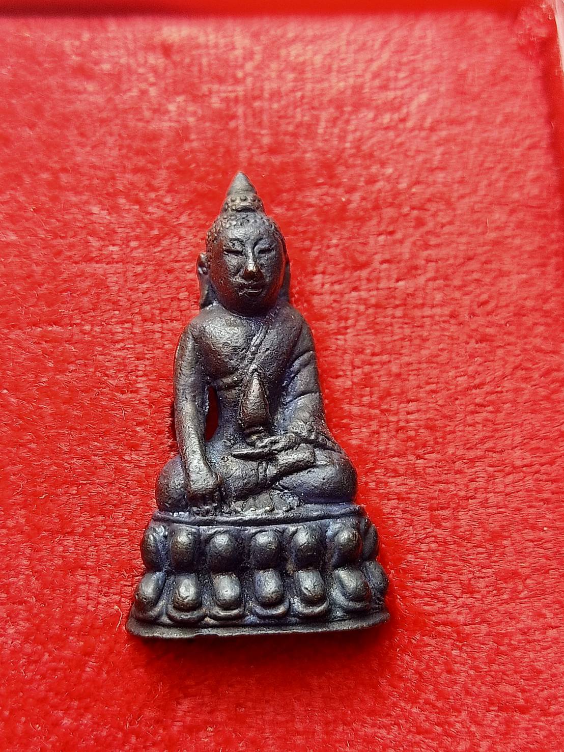 พระกริ่งหลวงพ่อคูณ ปริสุทโธ รุ่นชนะศึก วัดบ้านไร่ จ.นครราชสีมา พร้อมกล่อง (SKU-13030)