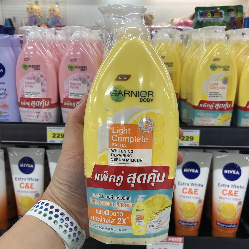 [แพ็คคู่] การ์นิเย่ บอดี้โลชั่น 400 มล. x 2 ขวด Garnier Body Lotion 400 ml x 2 bottles