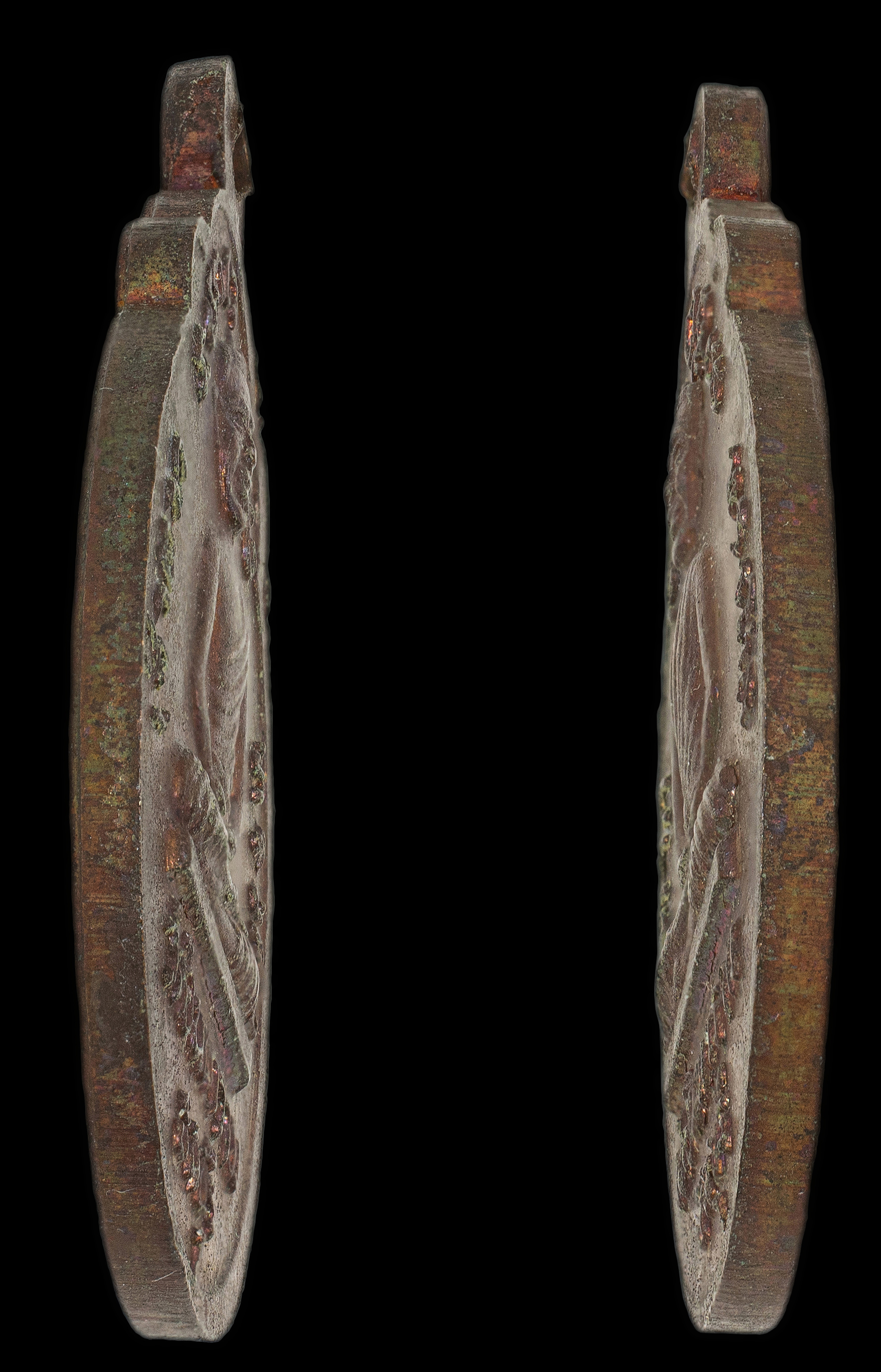 เหรียญพระเจ้าตากสินมหาราช หลังพระเจ้าตากทรงศีล ออกวัดอินทราราม ปี 2516