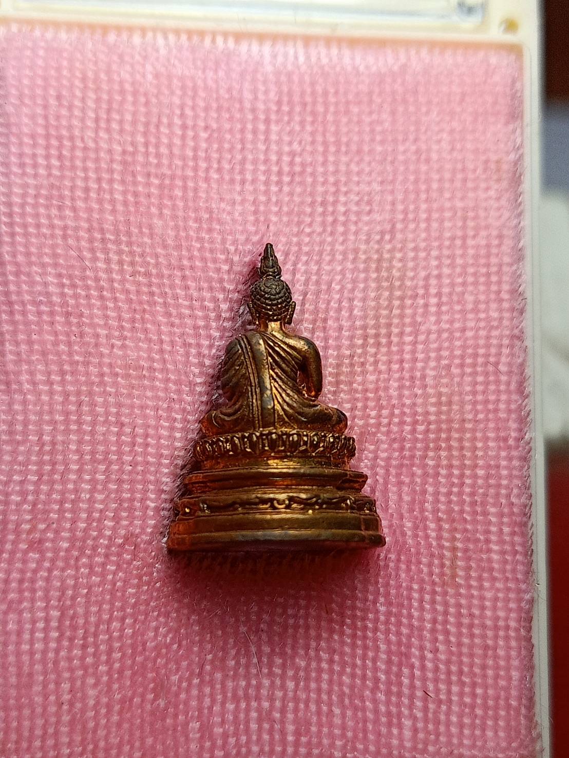 พระชัยวัฒน์พระพุทธอังคีรส วัดราชบพิธสถิตมหาสีมาราม กทม. ปี 2555 พร้อมกล่อง (SKU-09848)