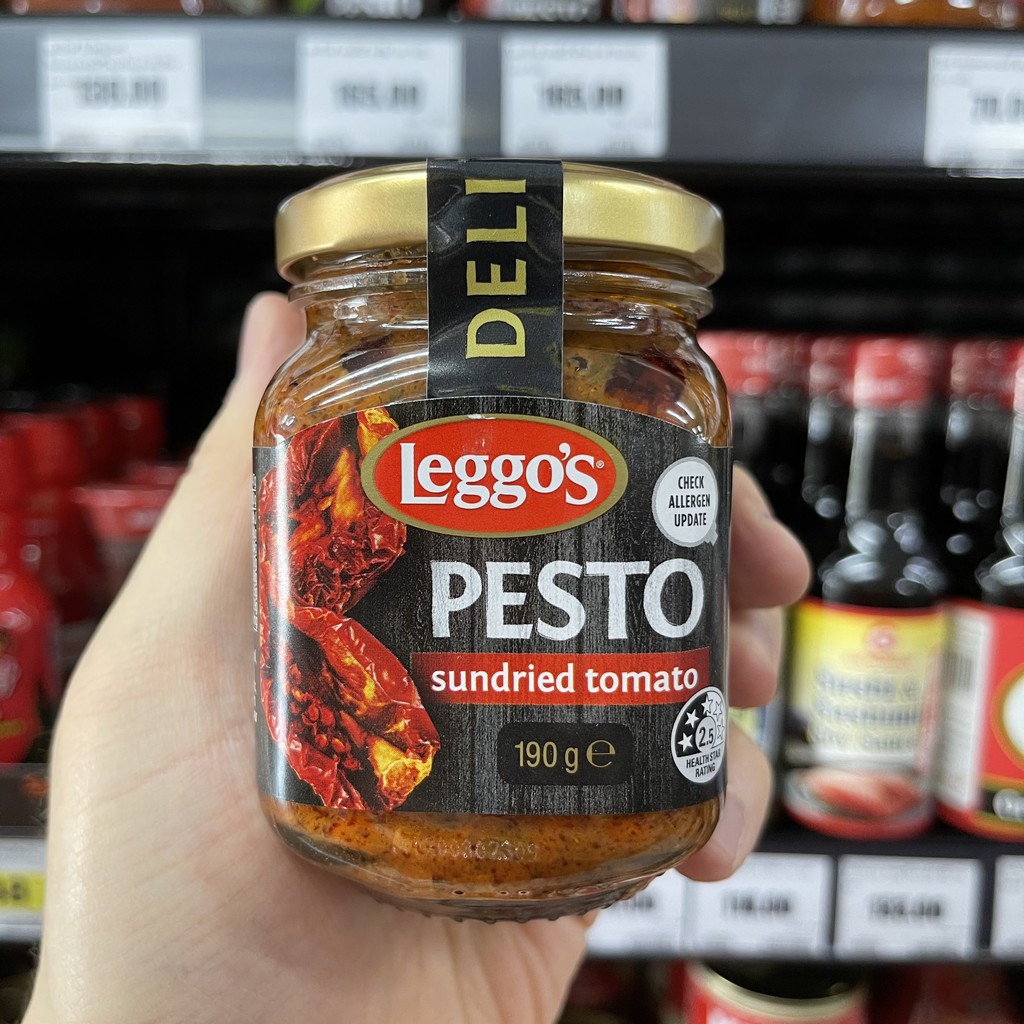 เลกโกส์ เพสโต้ สำหรับคลุกพลาสต้า น้ำหนักสุทธิ 190 กรัม Leggo's Pesto 190 g.