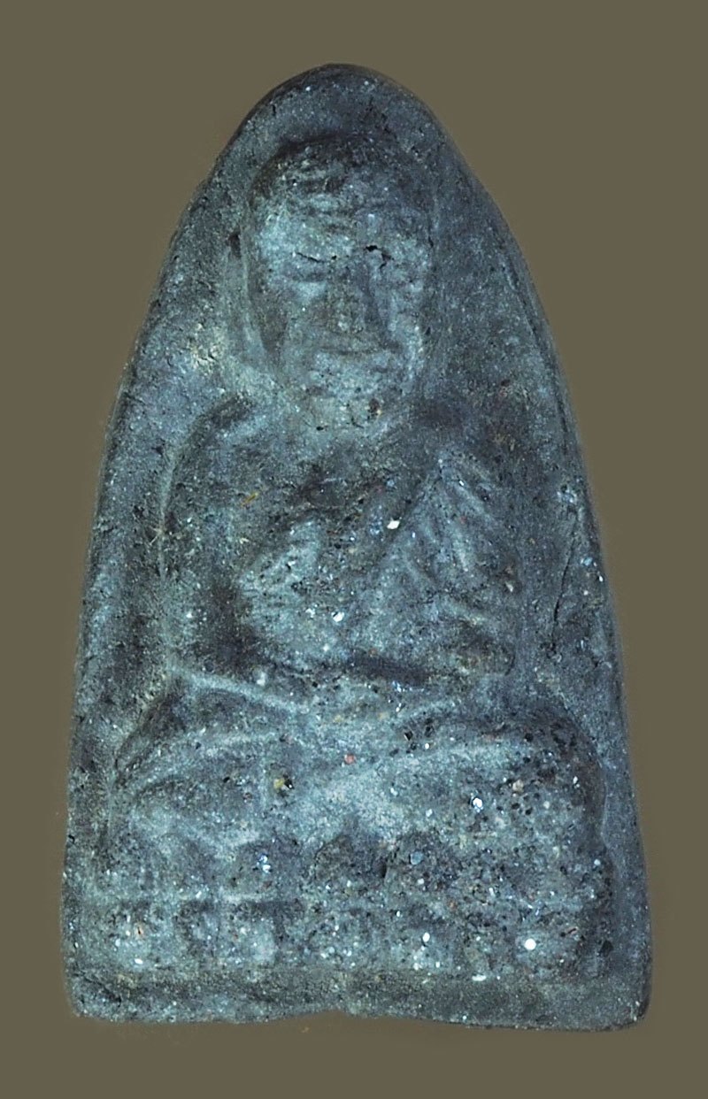 ขายแล้ว*40274 หลวงปู่ทวดเนื้อผง จัดสร้างปลุกเสกโดยหลวงปู่ท่อน ญาณธโร วัดศรีอภัยวัน จ.เลย หลังแผ่นยันต์ เนื้อดำ 72